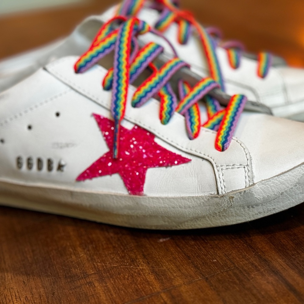 Golden Goose Sabot size 37 (7) in Excellent condition— Authentic